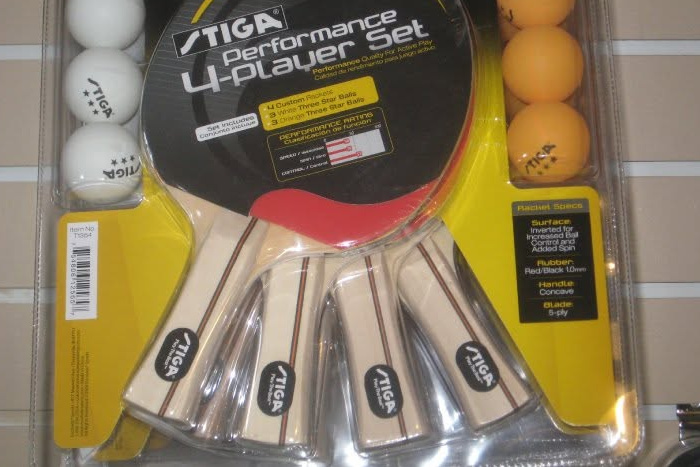 Table tennis paddles and balls
